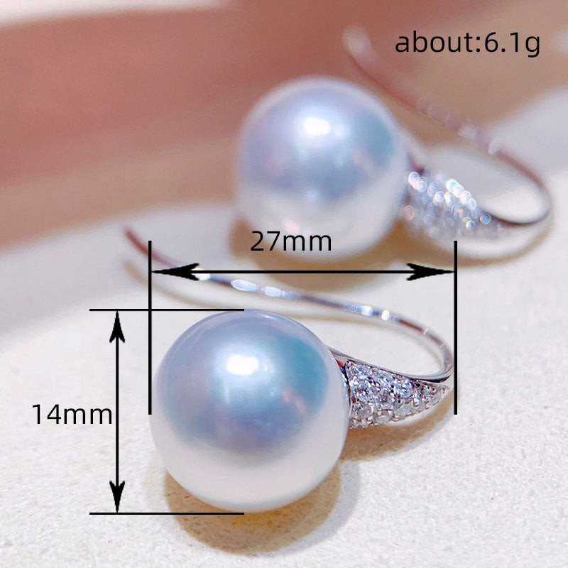 Beautiful Pearl Earring with Unique Style