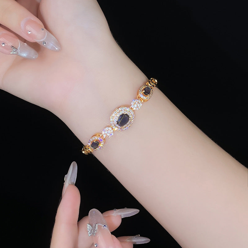 Classic Bracelet with Timeless Appeal