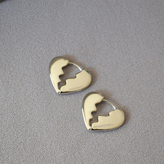 Classic Silver Earring with Timeless Appeal