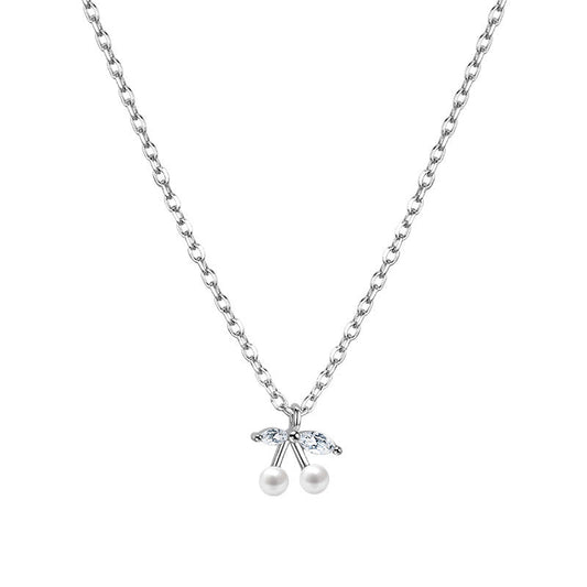 Beautiful Pearl Necklace with Unique Style