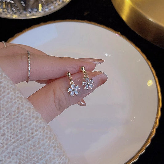 Elegant Earring for Every Occasion
