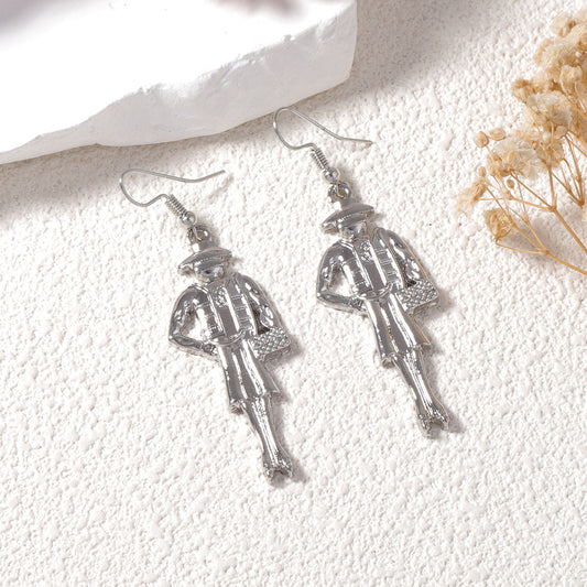 Delicate Artisan Gold Earring