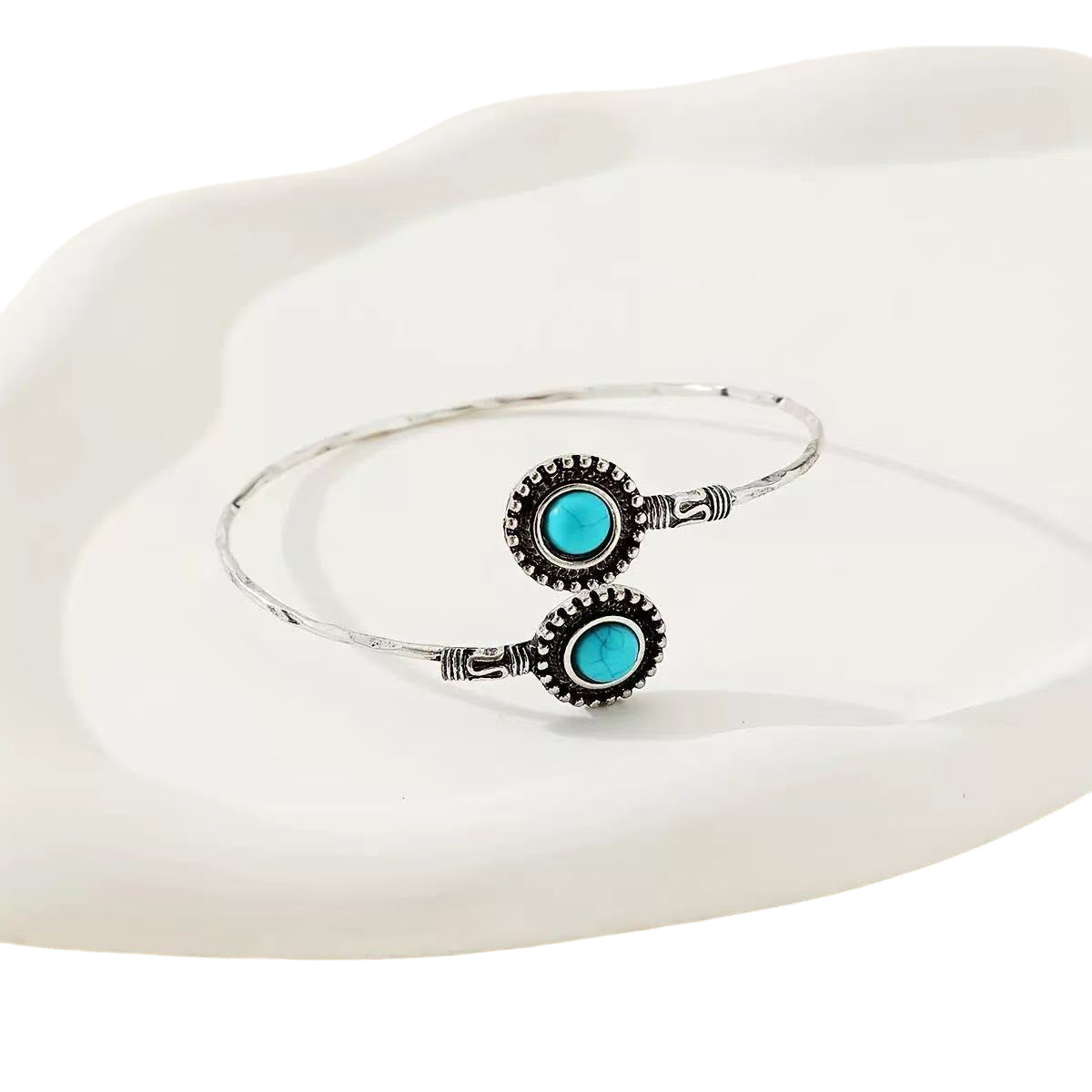 Classic Bracelet with Timeless Appeal