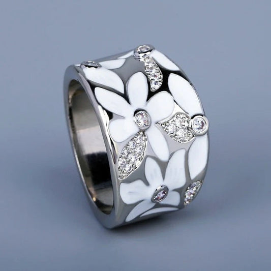 Elegant Ring for Every Occasion