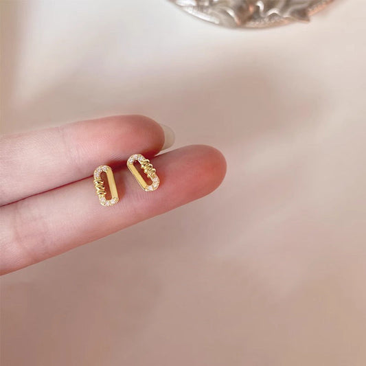 Elegant Earring for Every Occasion
