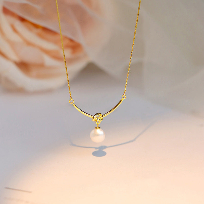 Charming Pearl Necklace for Any Occasion
