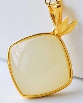 Elegant Gold Set for Every Occasion