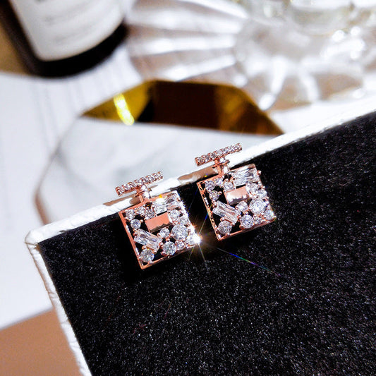 Beautiful Earring with Unique Style