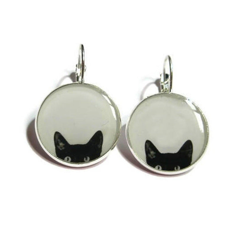Charming Earring for Any Occasion