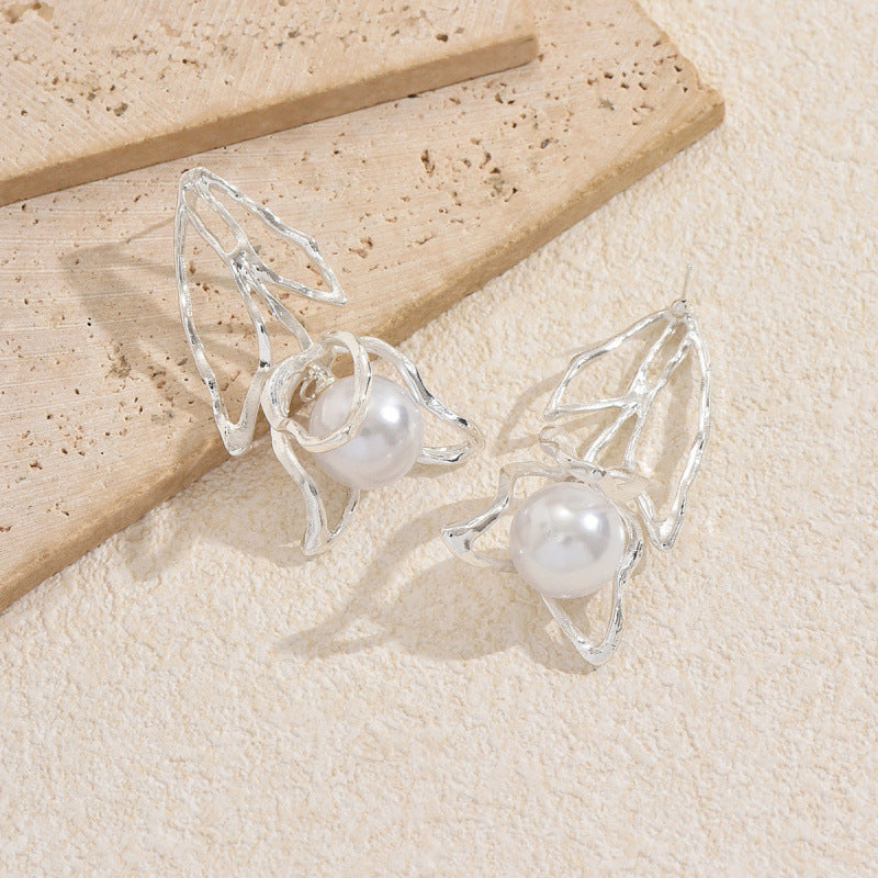 Stunning Pearl Earring for Daily Wear