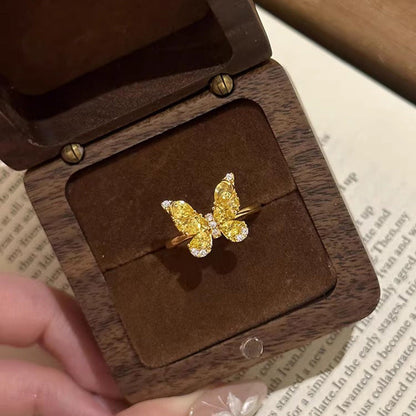 Beautiful Gold Ring with Unique Style
