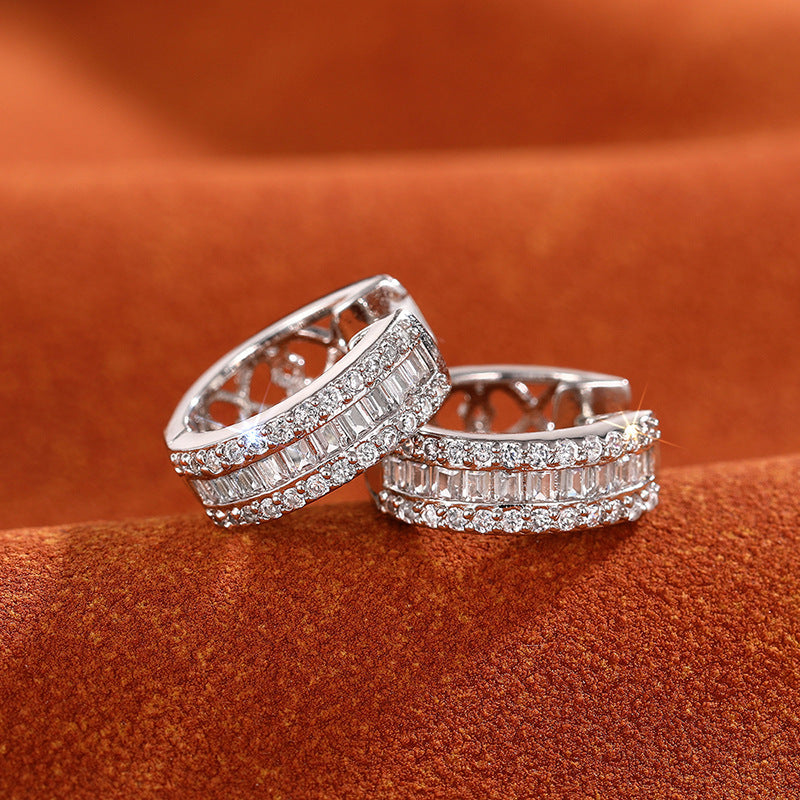 Beautiful Earring with Unique Style
