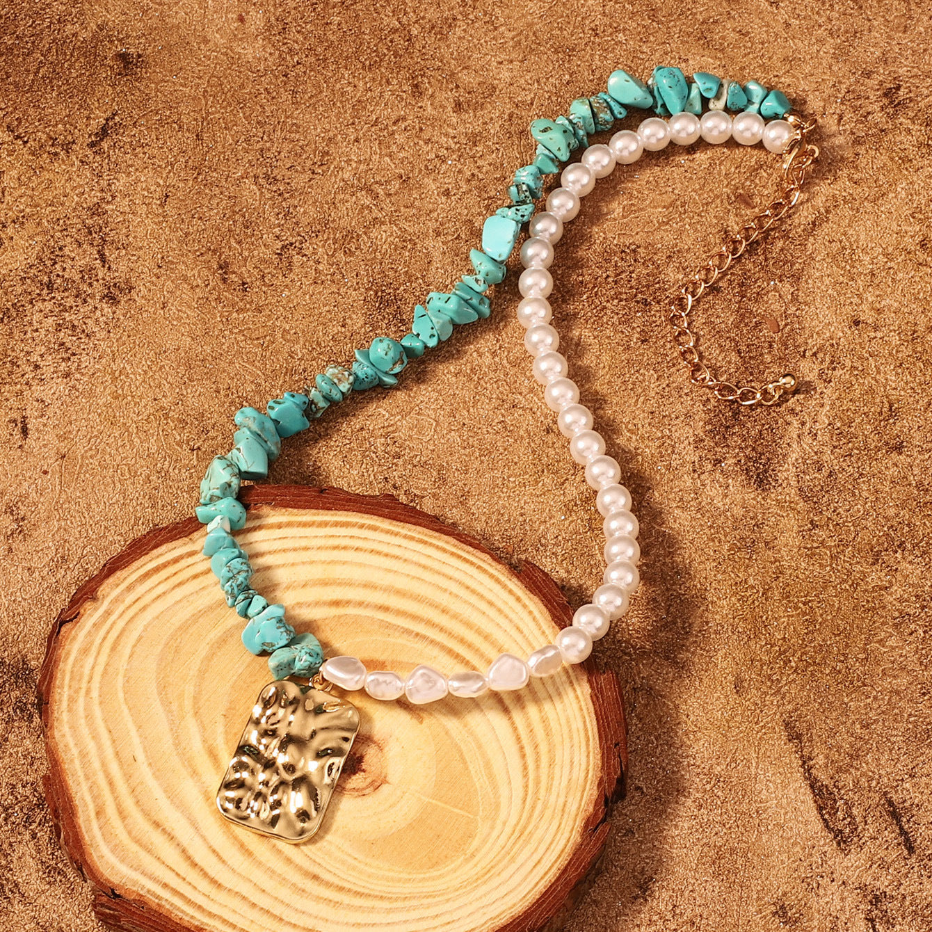 Romantic Pearl Necklace for Special Moments