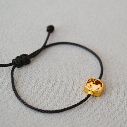 Charming Gold Bracelet for Any Occasion