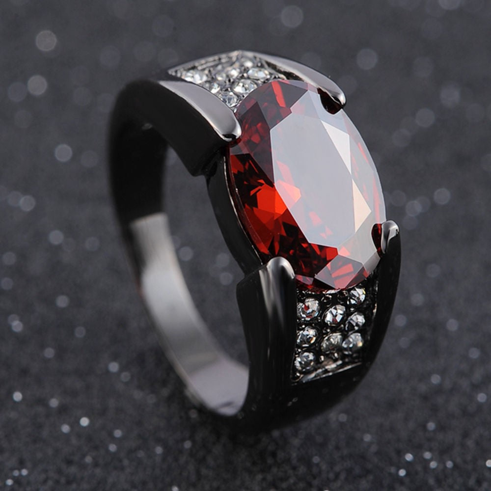 Classic Gold Ring with Timeless Appeal