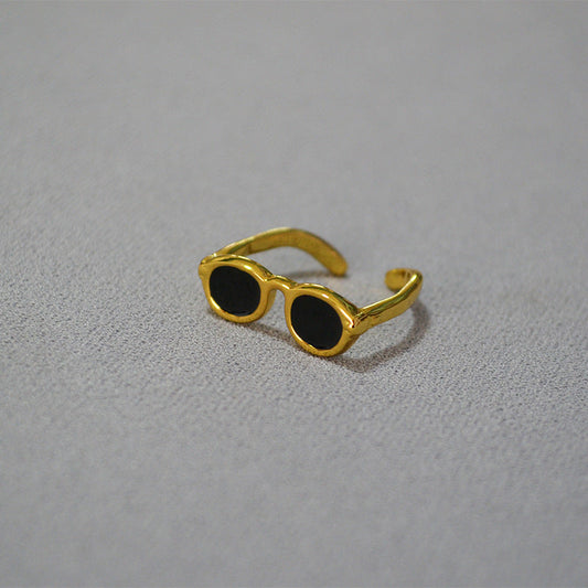 Romantic Gold Ring for Special Moments