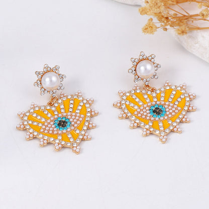 Classic Pearl Piece with Timeless Appeal