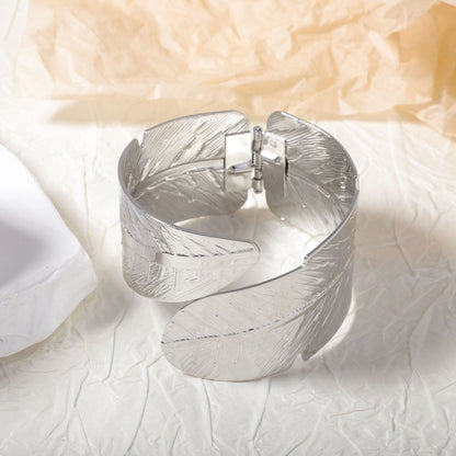 Romantic Bracelet for Special Moments