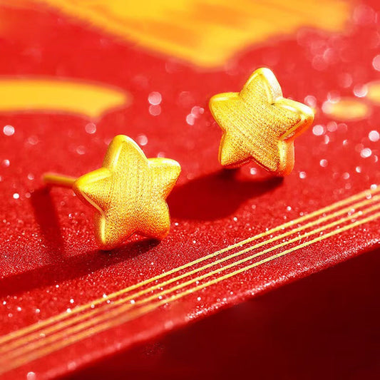Romantic Gold Earring for Special Moments