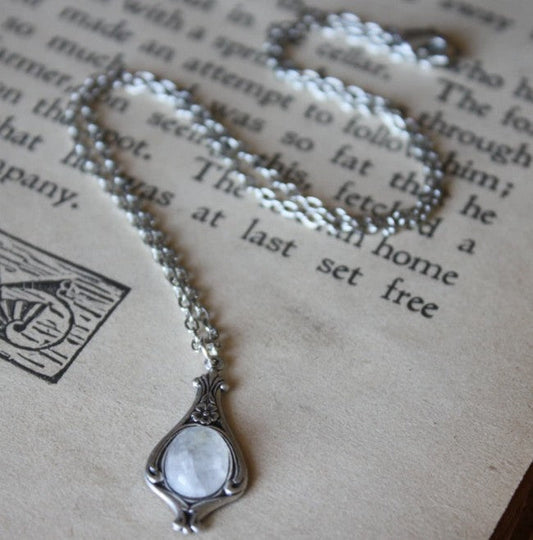 Classic Necklace with Timeless Appeal