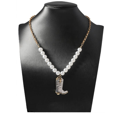 Romantic Pearl Necklace for Special Moments
