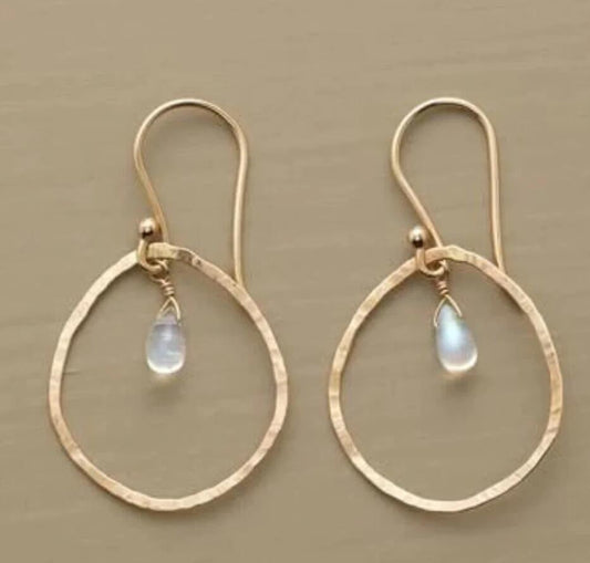 Charming Earring for Any Occasion