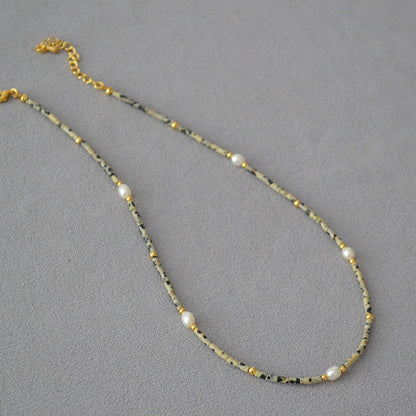 Romantic Pearl Necklace for Special Moments