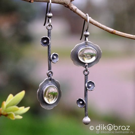 Vintage Handmade Earring