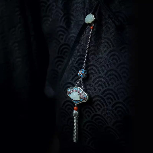 Charming Silver Necklace for Any Occasion