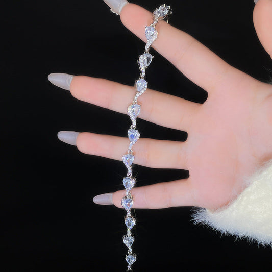 Beautiful Bracelet with Unique Style