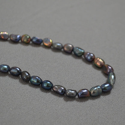 Classic Pearl Necklace with Timeless Appeal