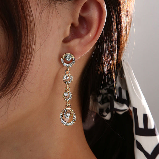 Charming Earring for Any Occasion