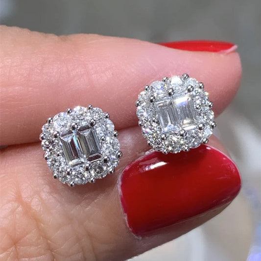 Charming Earring for Any Occasion