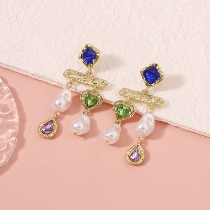 Beautiful Pearl Earring with Unique Style