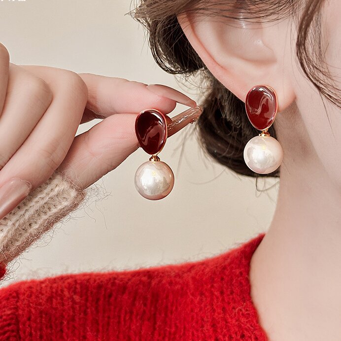 Elegant Pearl Earring for Every Occasion
