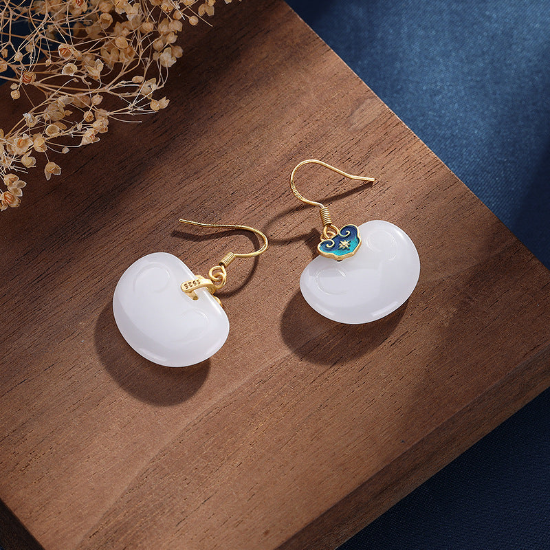 Beautiful Gold Earring with Unique Style