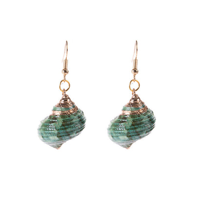 Beautiful Gold Earring with Unique Style
