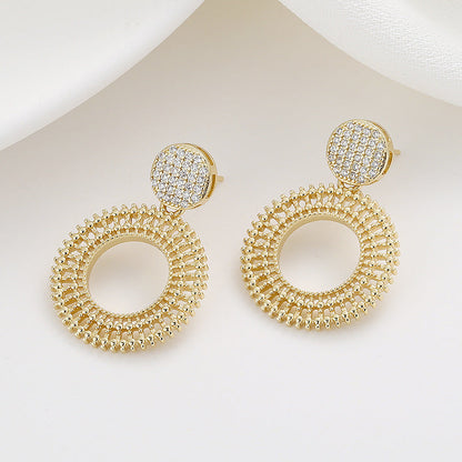 Beautiful Set with Unique Style