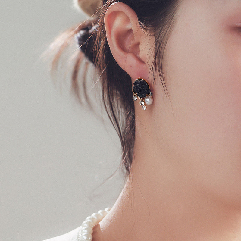 Delicate Artisan Pearl Earring
