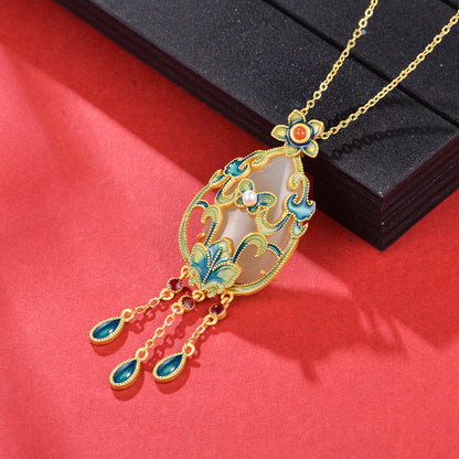 Stunning Silver Necklace for Daily Wear