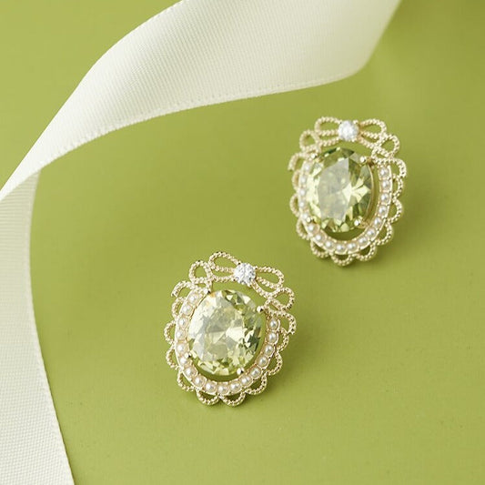 Romantic Earring for Special Moments