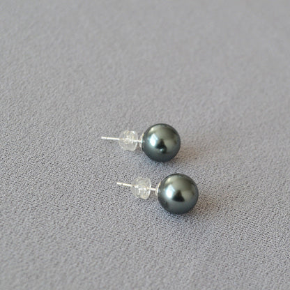 Beautiful Silver Earring with Unique Style