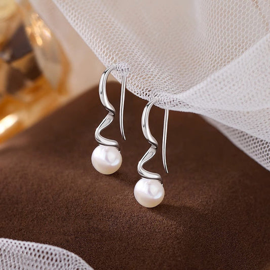 Stunning Pearl Earring for Daily Wear