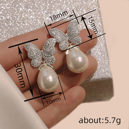 Charming Pearl Earring for Any Occasion