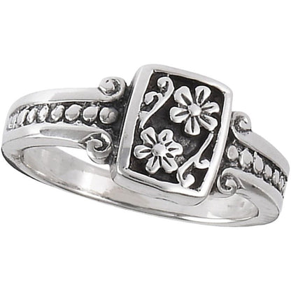 Stunning Silver Ring for Daily Wear