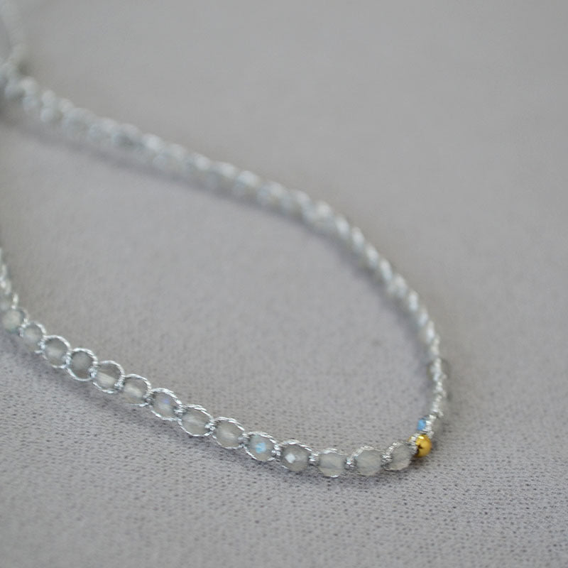 Beautiful Gold Bracelet with Unique Style