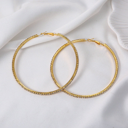 Classic Earring with Timeless Appeal