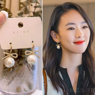 Romantic Pearl Earring for Special Moments
