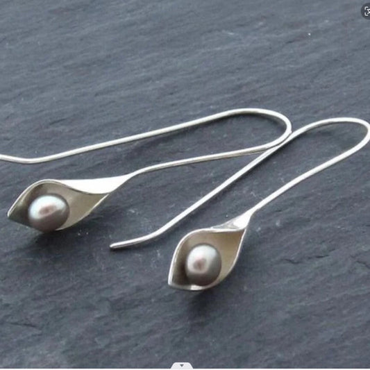 Delicate Artisan Silver Earring