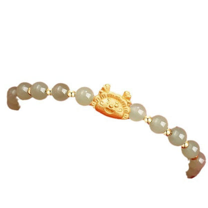Charming Silver Bracelet for Any Occasion